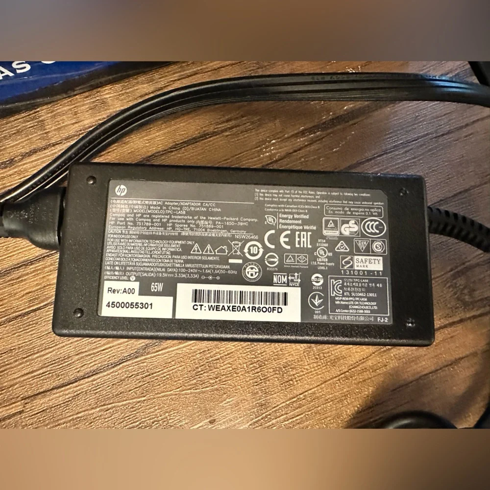 Genuine HP 120W AC Adapter Power Charger HSTNN-LA25 677762-001 693709-001
